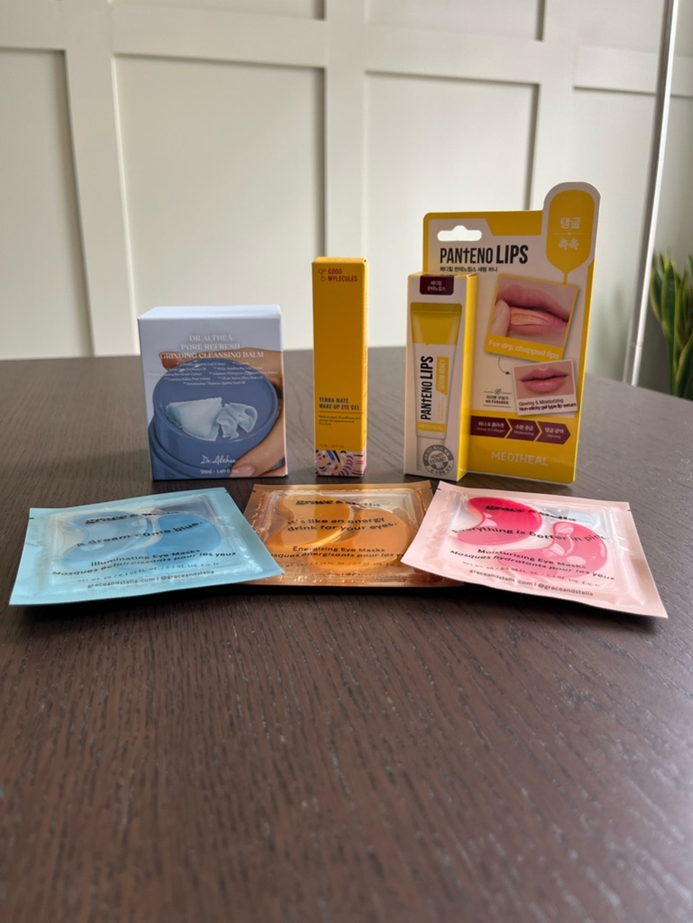 (NEW) Assorted Skincare Package